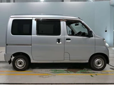 SUBARU SAMBAR VAN