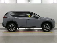 Цена авто Nissan X-Trail с аукционов Японии, номер кузова SNT33, пробег 140 000, оценка 8