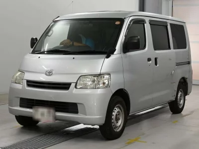 TOYOTA TOWN ACE VAN