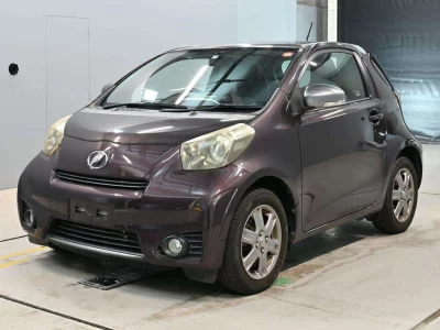 TOYOTA IQ