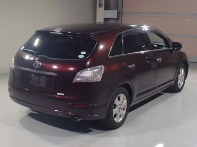 TOYOTA MARK X ZIO