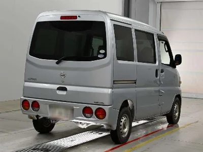 NISSAN CLIPPER VAN