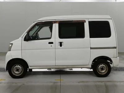 SUBARU SAMBAR VAN