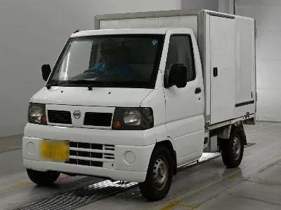 NISSAN CLIPPER TRUCK