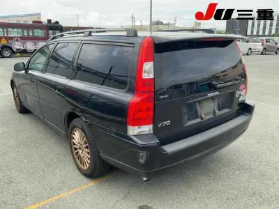 VOLVO V70