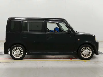 TOYOTA BB