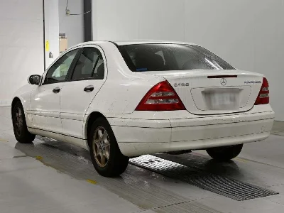 MERCEDES BENZ C CLASS