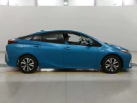Toyota Prius PHV