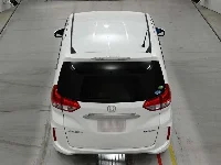 Цена авто Honda Freed с аукционов Японии, номер кузова GB7, пробег 100 000, оценка 6