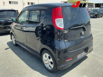 SUZUKI MRWAGON
