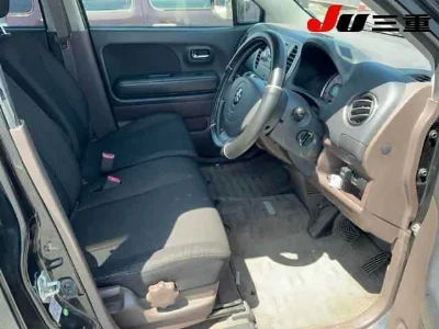 SUZUKI MRWAGON