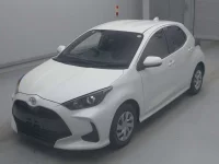 Цена авто Toyota Yaris с аукционов Японии, номер кузова KSP210, пробег 53 000, оценка 3