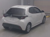 Цена авто Toyota Yaris с аукционов Японии, номер кузова KSP210, пробег 53 000, оценка 3