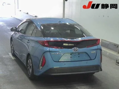 TOYOTA PRIUS PHV