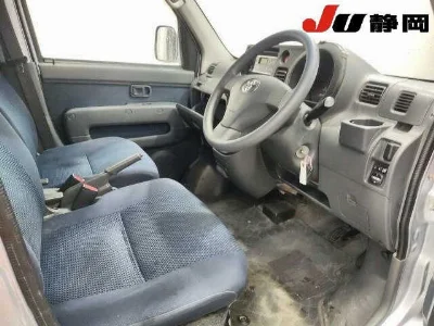 TOYOTA PIXIS VAN