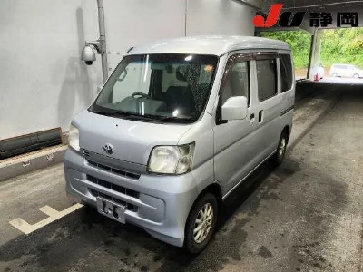 TOYOTA PIXIS VAN