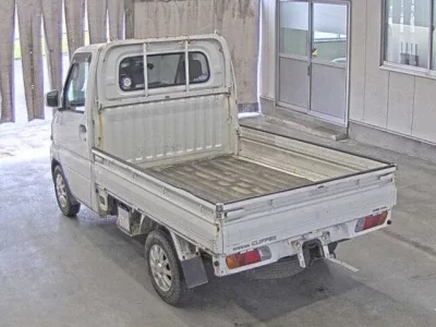 NISSAN CLIPPER TRUCK