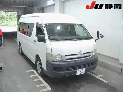TOYOTA HIACE