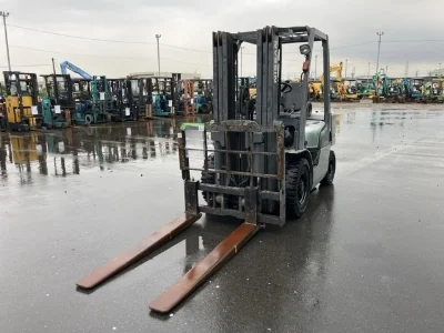NISSAN KAA
