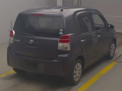 TOYOTA SPADE