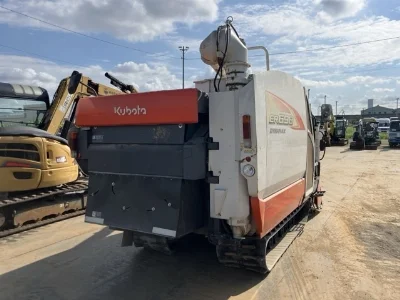 KUBOTA KUBOTA