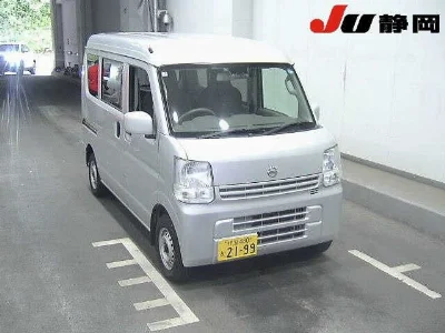 NISSAN CLIPPER VAN
