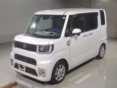 TOYOTA PIXIS MEGA