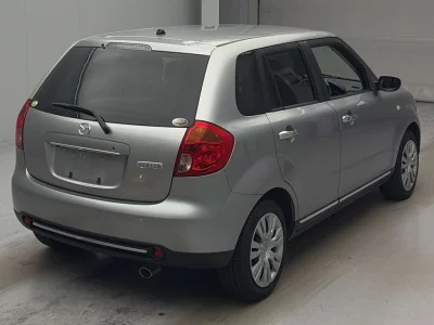 MAZDA VERISA