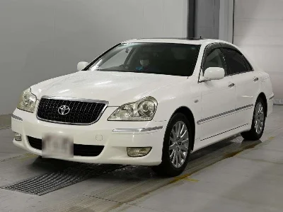 TOYOTA CROWN MAJESTA
