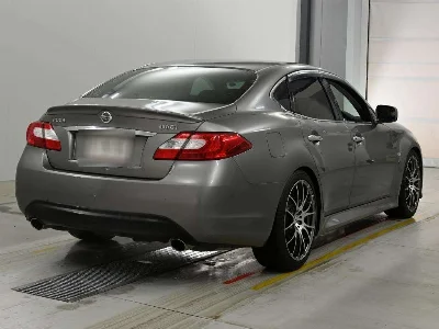NISSAN FUGA