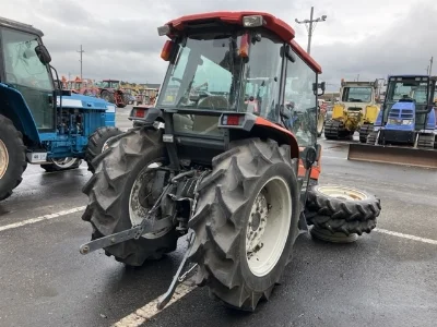 KUBOTA KUBOTA