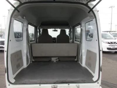 NISSAN CLIPPER VAN
