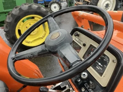KUBOTA KUBOTA