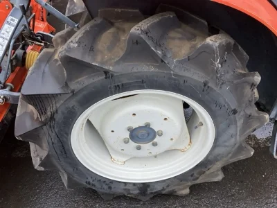 KUBOTA KUBOTA