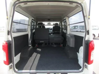 NISSAN NV350 CARAVAN