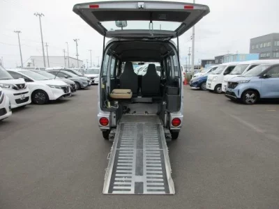 NISSAN CLIPPER VAN