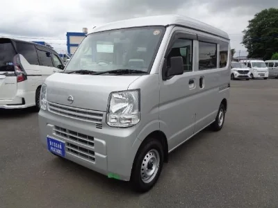 NISSAN CLIPPER VAN