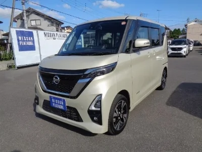 NISSAN ROOX