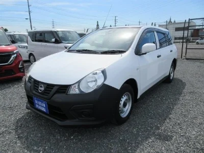 NISSAN AD