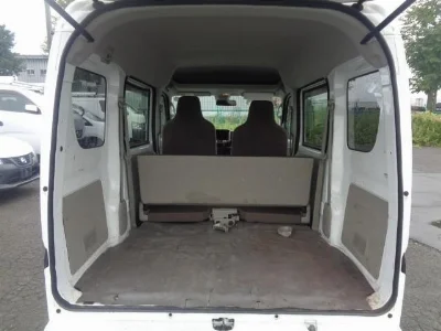NISSAN CLIPPER VAN