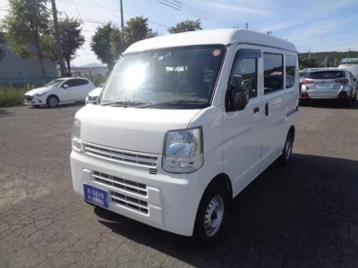 NISSAN CLIPPER VAN