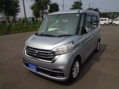 NISSAN DAYZ ROOX