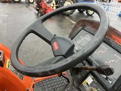 KUBOTA KUBOTA