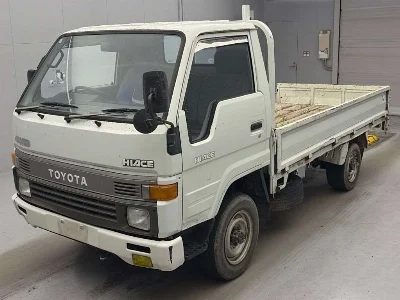 TOYOTA HIACE TRUCK