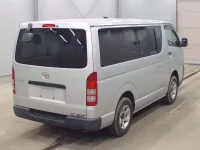 Цена авто Toyota HiAce Van с аукционов Японии, номер кузова KDH205V, пробег 192 000, оценка 9
