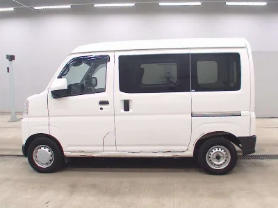 TOYOTA PIXIS VAN