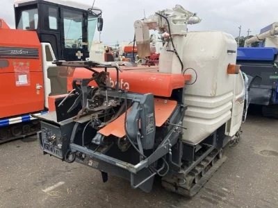 KUBOTA KUBOTA