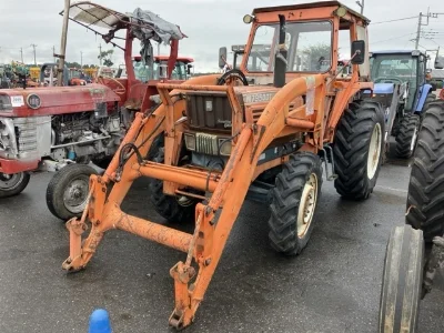 KUBOTA KUBOTA