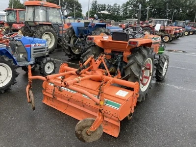 KUBOTA KUBOTA