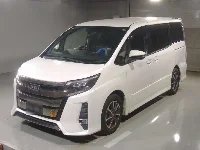 Цена авто Toyota Noah с аукционов Японии, номер кузова ZRR80W, пробег 135 000, оценка 6